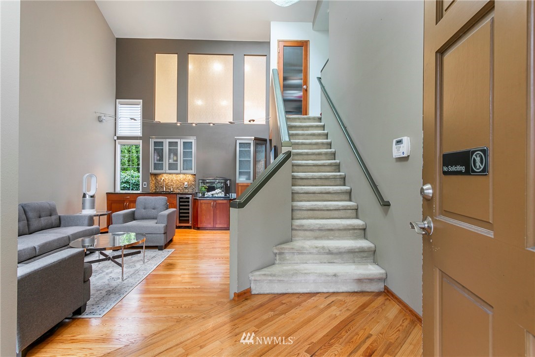 11706 Northeast 166th Court Bothell, WA 98011 - Photo 5 of 24 Gallery Image 5