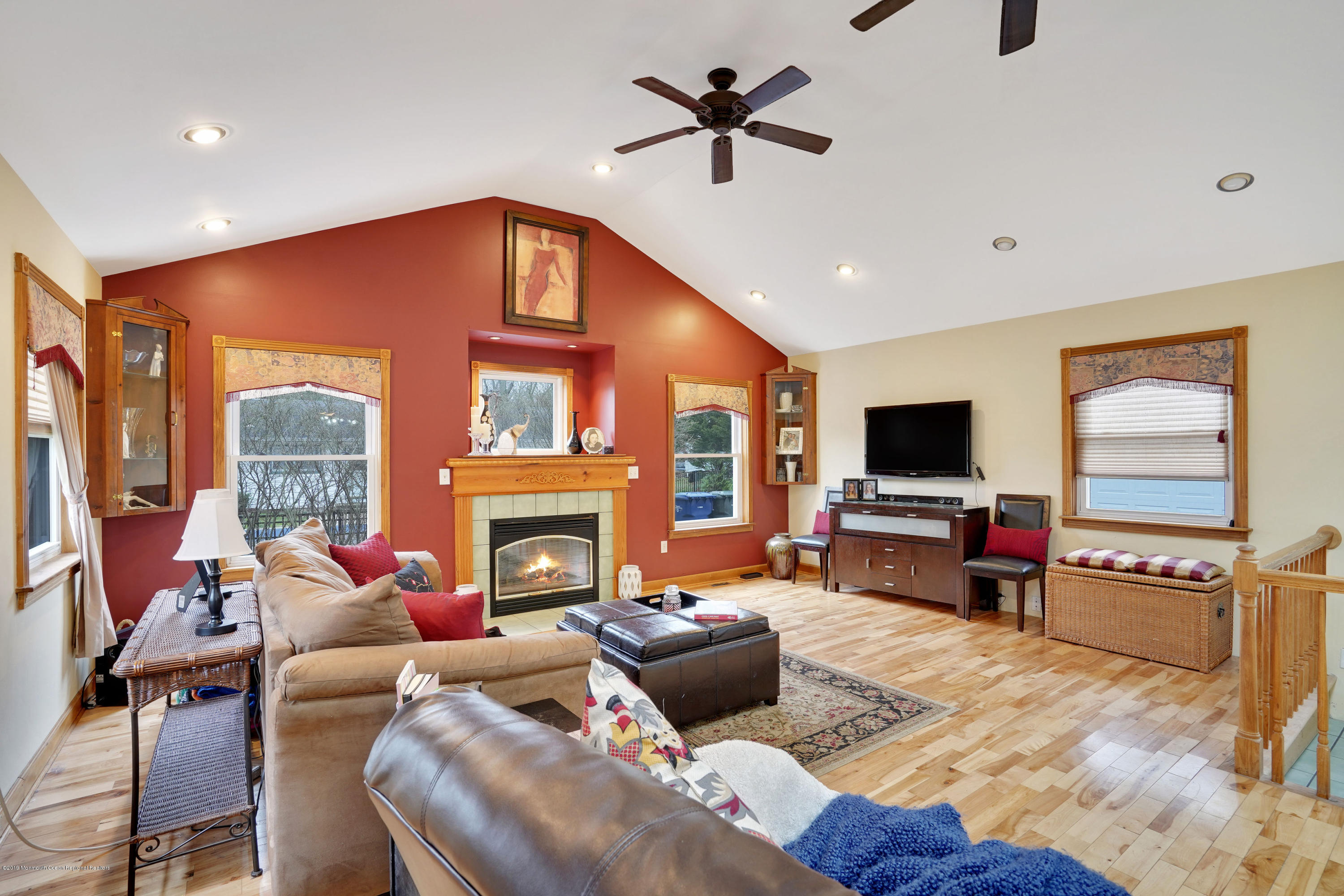 240 Woodcrest Road Oakhurst, NJ 07755 - Photo 2 of 30 mjb00086-mjb00090