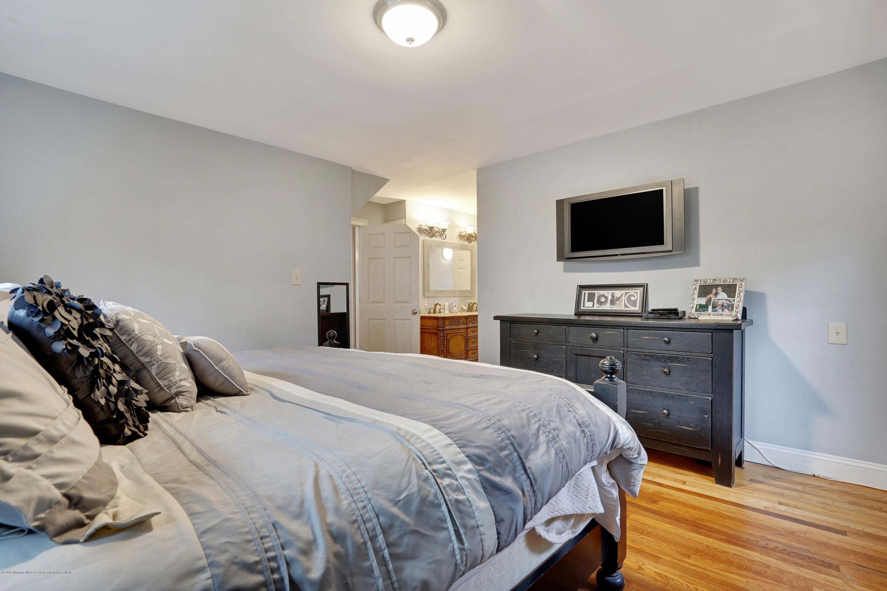 240 Woodcrest Road Oakhurst, NJ 07755 - Photo 6 of 30 mjb00021-mjb00025