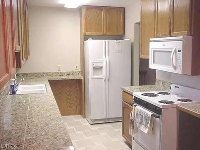 $584,900 | 3050 Rainbow Avenue, Pahrump, NV 89048