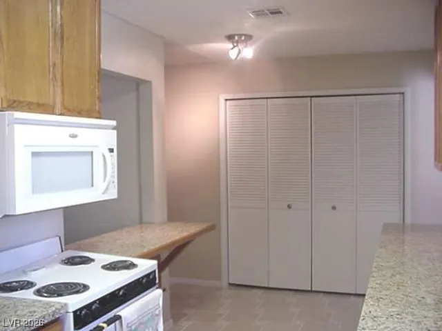 $584,900 | 3050 Rainbow Avenue, Pahrump, NV 89048