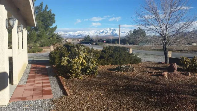 $584,900 | 3050 Rainbow Avenue, Pahrump, NV 89048