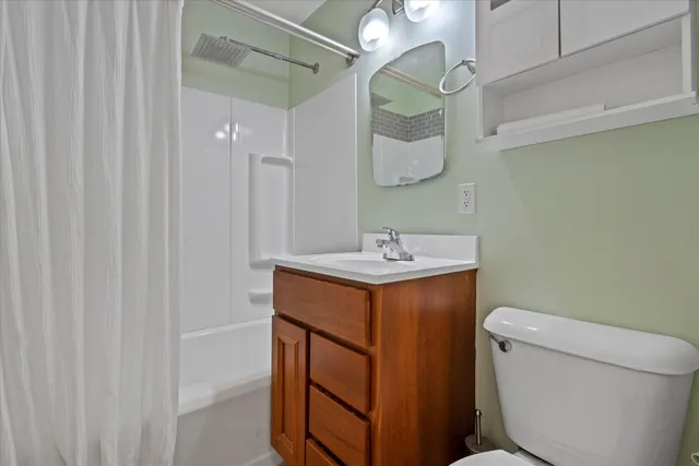 $279,000 | 5006 North Port Washington Road, Glendale, WI 53217