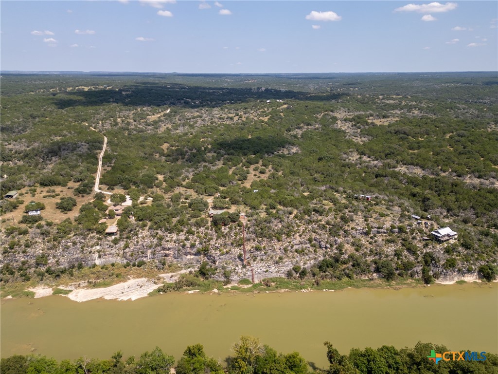 322 Cliff View Road Lampasas, TX 76550 - Photo 20 of 33 a view of an ocean