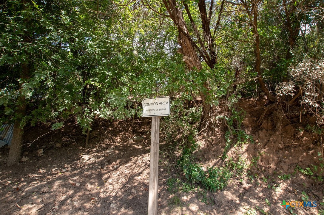 322 Cliff View Road Lampasas, TX 76550 - Photo 25 of 33 a sign board with a tree in the background