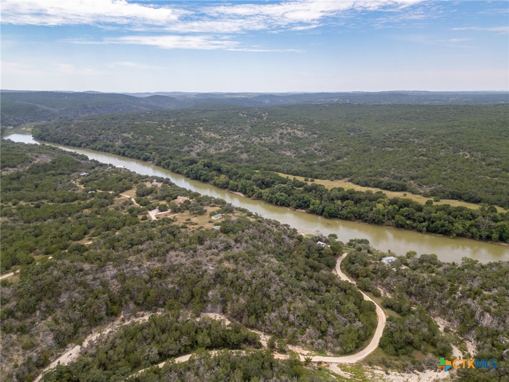 322 Cliff View Road Lampasas, TX 76550 - Photo 29 of 33 a view of city and ocean