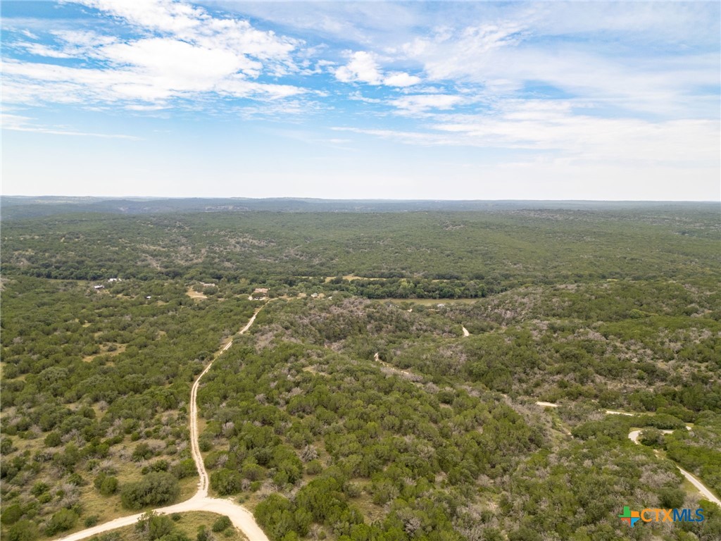 322 Cliff View Road Lampasas, TX 76550 - Photo 30 of 33 a view of a sky from balcony