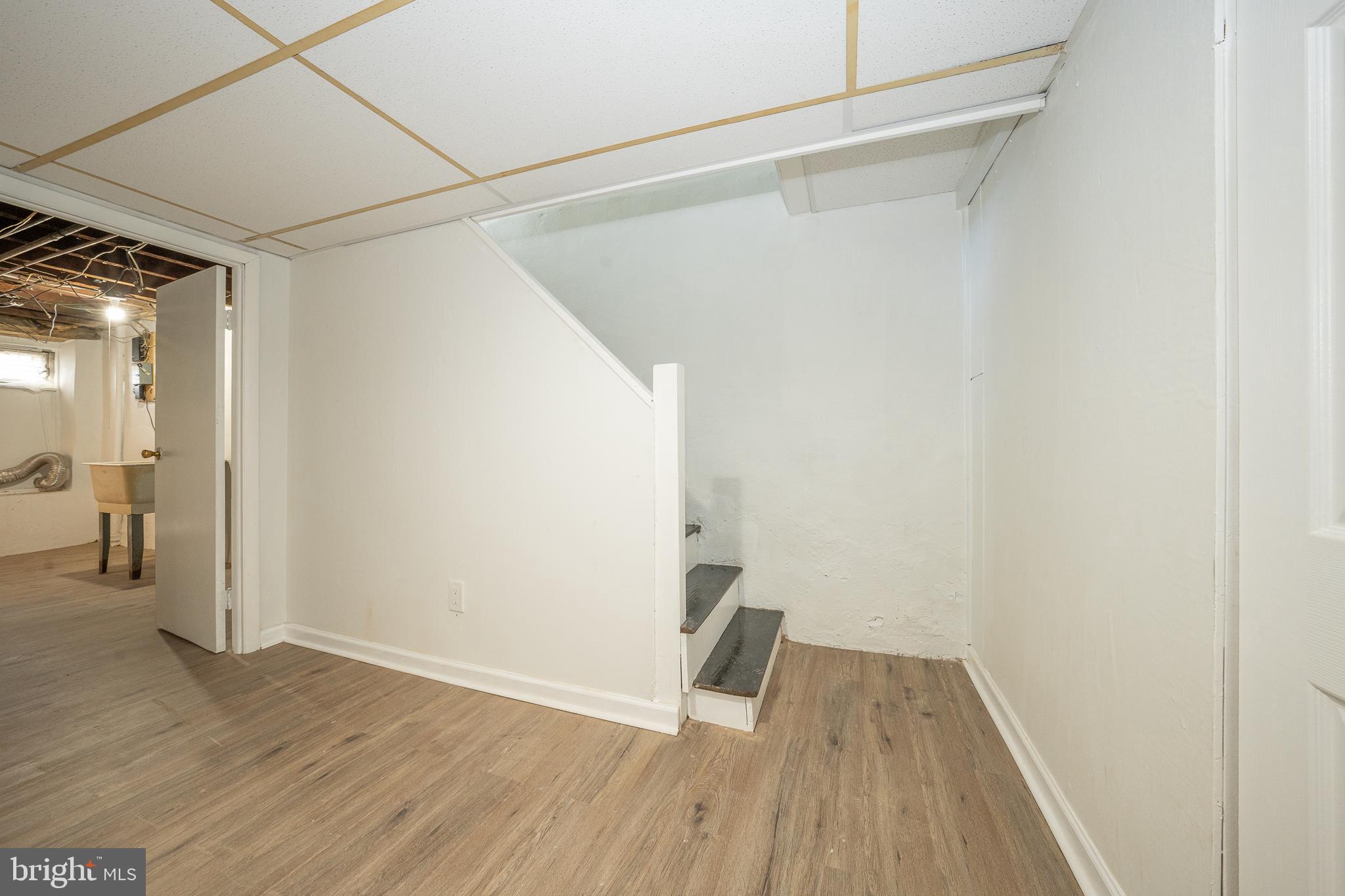 122 Ashton Road Upper Darby, PA 19082 - Photo 33 of 48