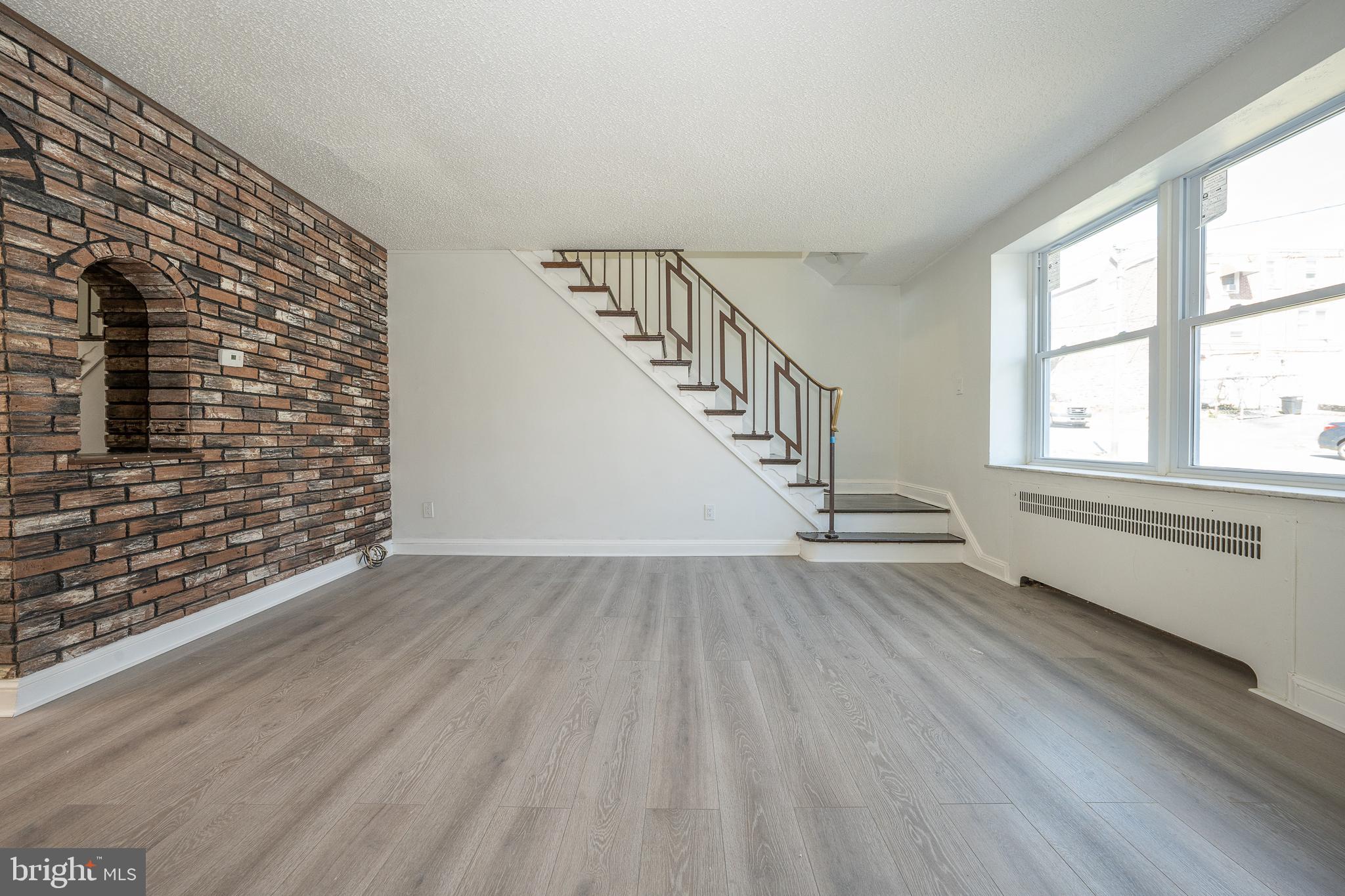 122 Ashton Road Upper Darby, PA 19082 - Photo 7 of 48