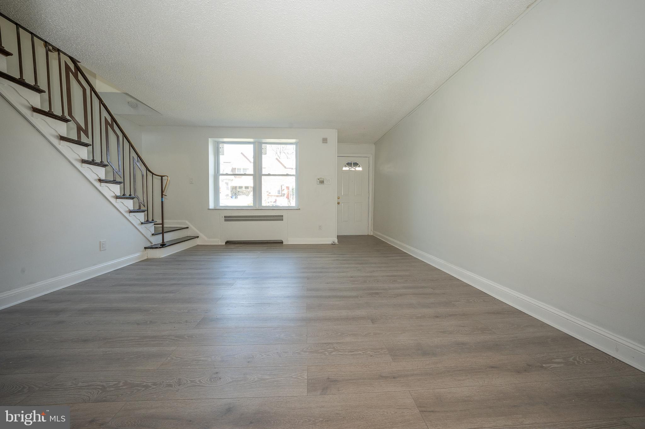 122 Ashton Road Upper Darby, PA 19082 - Photo 8 of 48