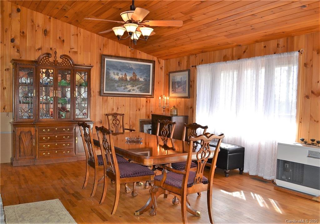 1797 Old Jonas Ridge Road Newland, NC 28657 - Photo 12 of 35 Gallery Image 12
