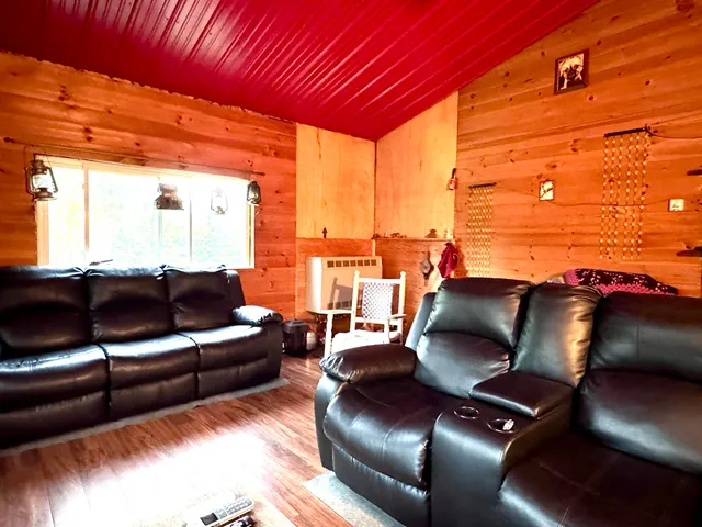 $195,000 | 2132 Vt Route 105, Bloomfield, VT 05905