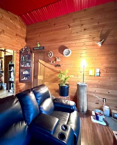 $195,000 | 2132 Vt Route 105, Bloomfield, VT 05905