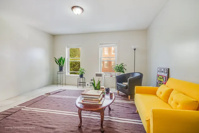 $1,899,999 | 1900 South Throop Street, Chicago, IL 60608