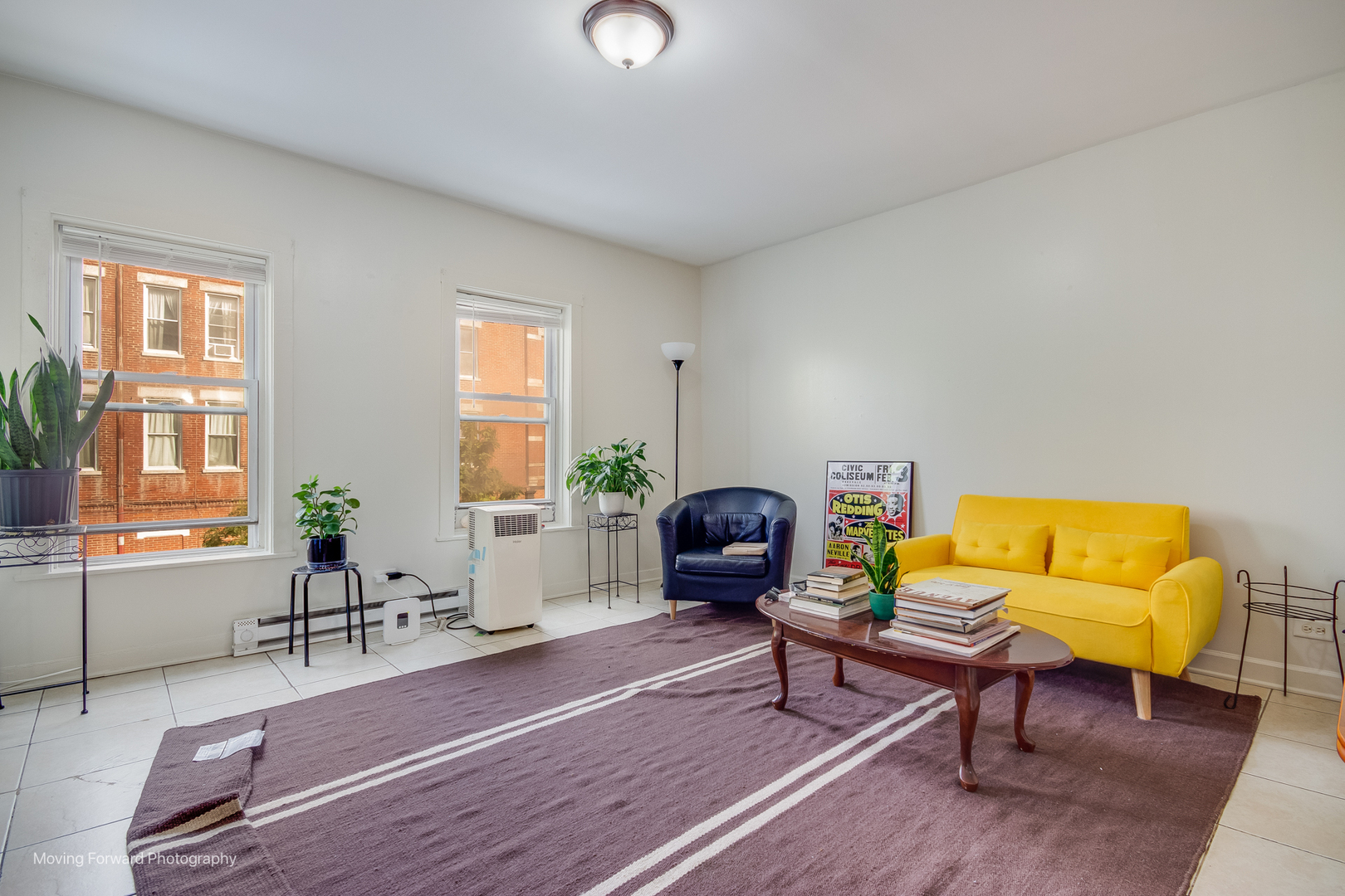 1900 South Throop Street Chicago, IL 60608 - Photo 18 of 42 a living room with furniture and a window
