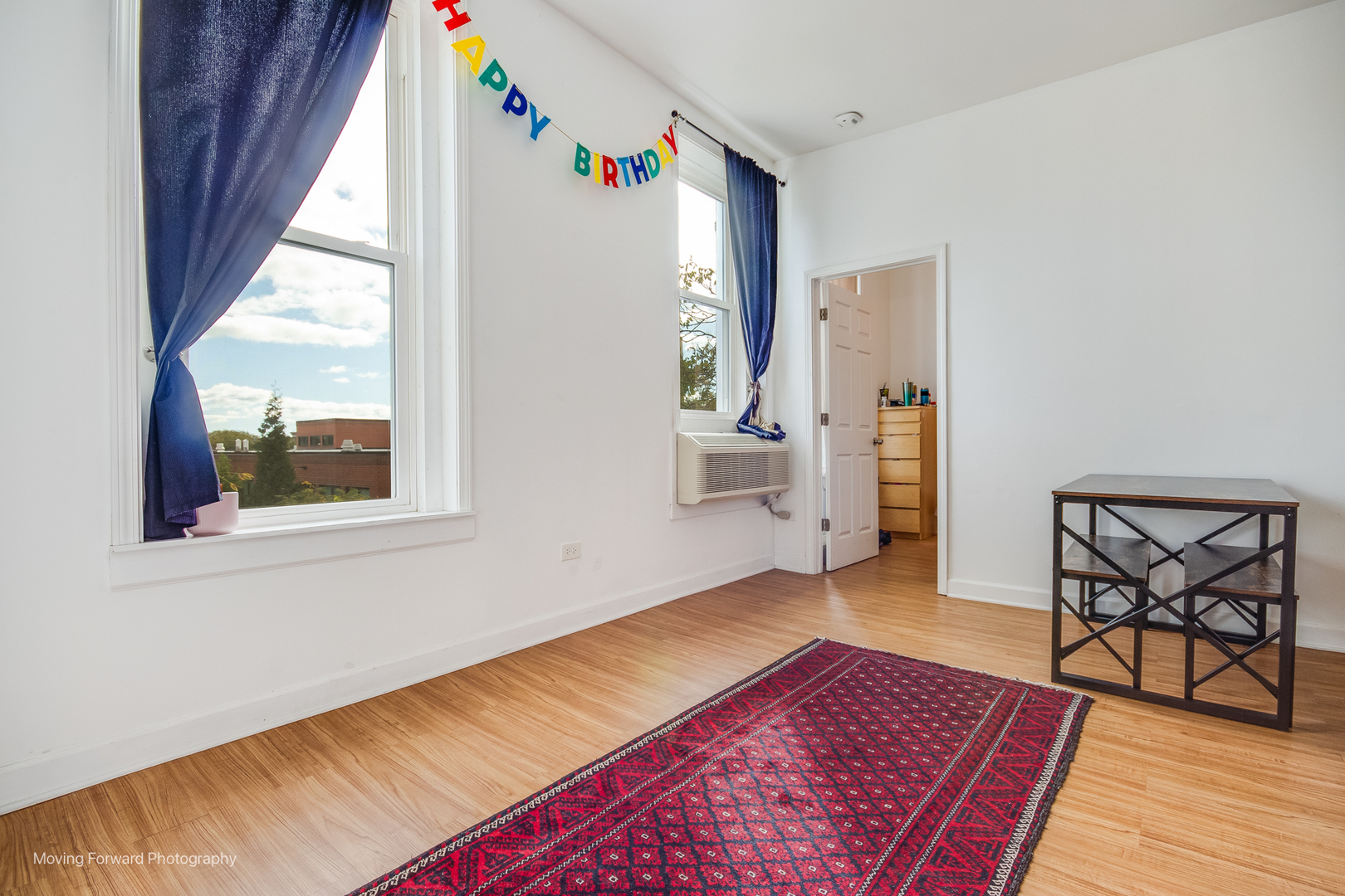 1900 South Throop Street Chicago, IL 60608 - Photo 10 of 42 a view of an empty room and window