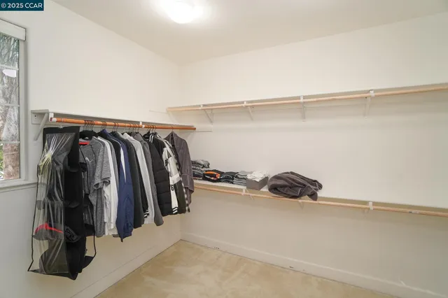 a view of a pathway with an outdoor space