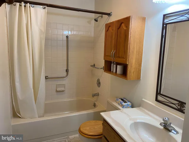 $2,300 | 8 C Benjamin Franklin Drive, Monroe Township, NJ 08831