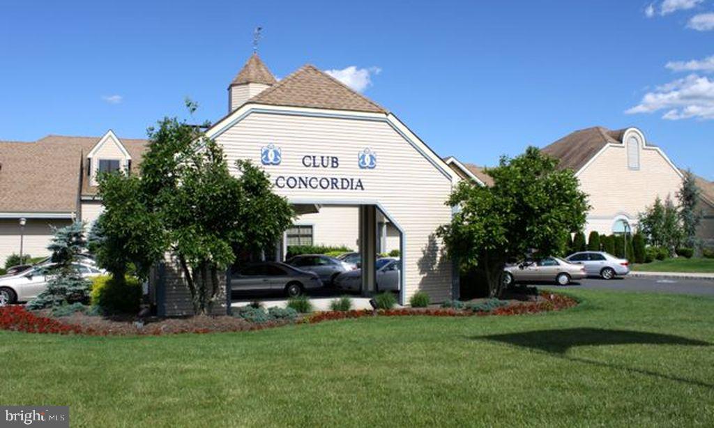 8 C Benjamin Franklin Drive Monroe Township, NJ 08831 - Photo 10 of 14