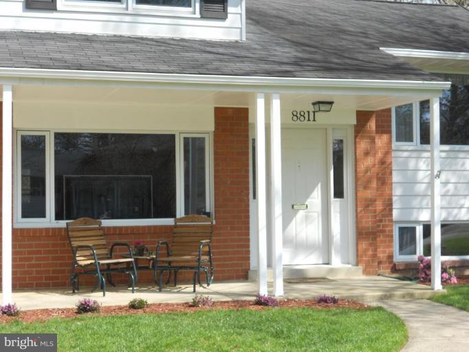 8811 Battery Road Alexandria, VA 22308 - Photo 10 of 25 Porch