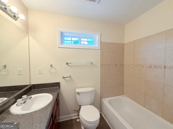 $1,725 | 109 Vine Street Northwest, Atlanta, GA 30314
