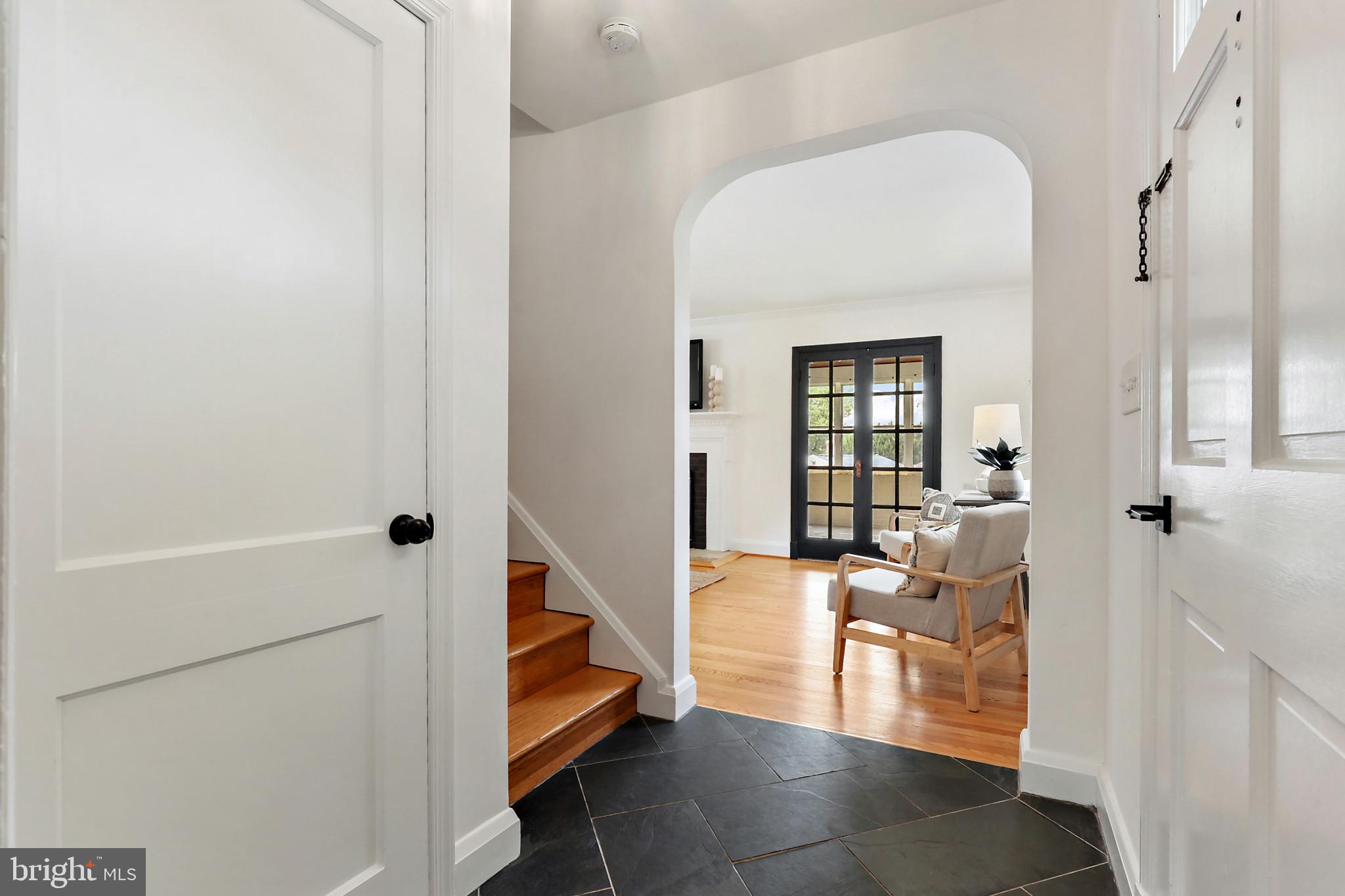 9223 Old Court Road Baltimore, MD 21244 - Photo 8 of 61