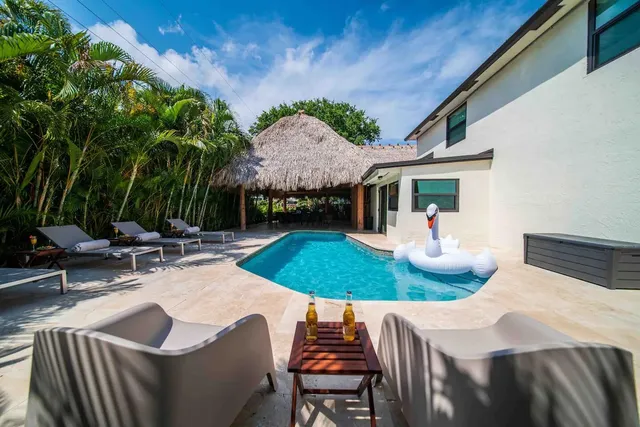 a view of outdoor space yard and patio