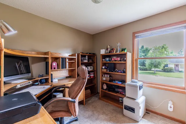 $225,000 | 2001 Diana Drive, Mendota, IL 61342