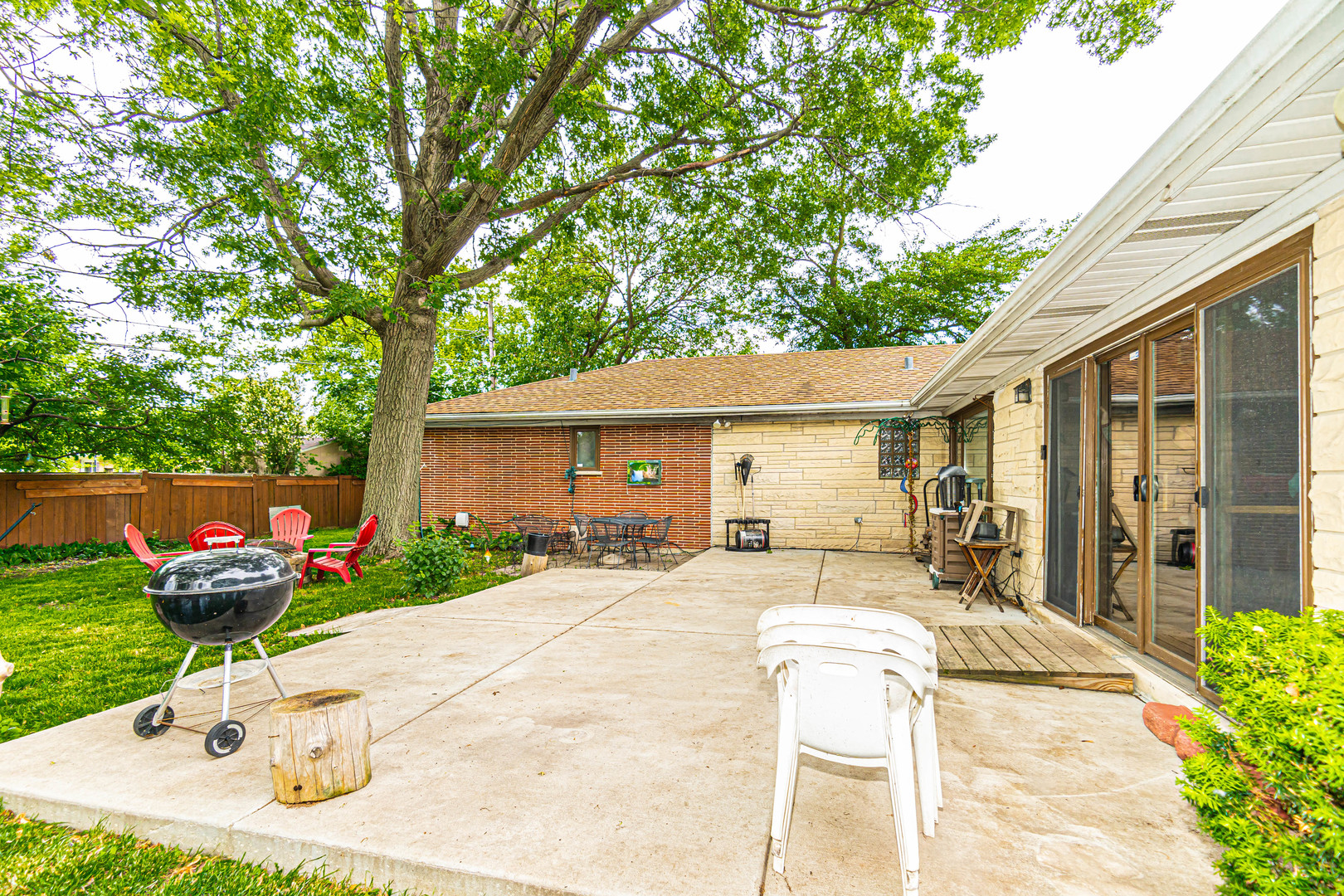 2256 North Home Avenue Park Ridge, IL 60068 - Photo 34 of 40 a house view with a sitting space and garden space