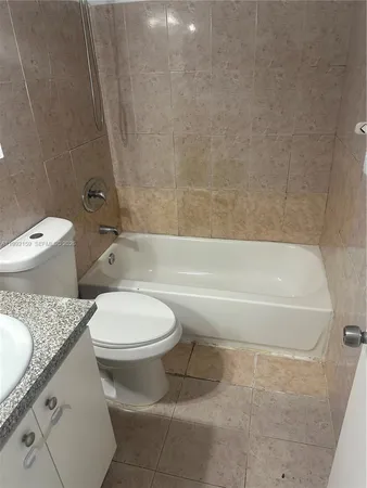 $2,500 | 16800 Northeast 4th Court, North Miami Beach, FL 33162