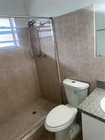 $2,500 | 16800 Northeast 4th Court, North Miami Beach, FL 33162