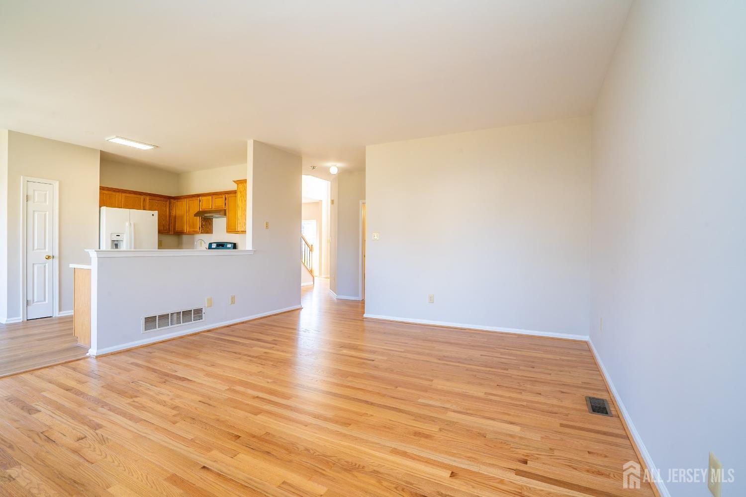 17 Larkspur Drive Dayton, NJ 08810 - Photo 15 of 43