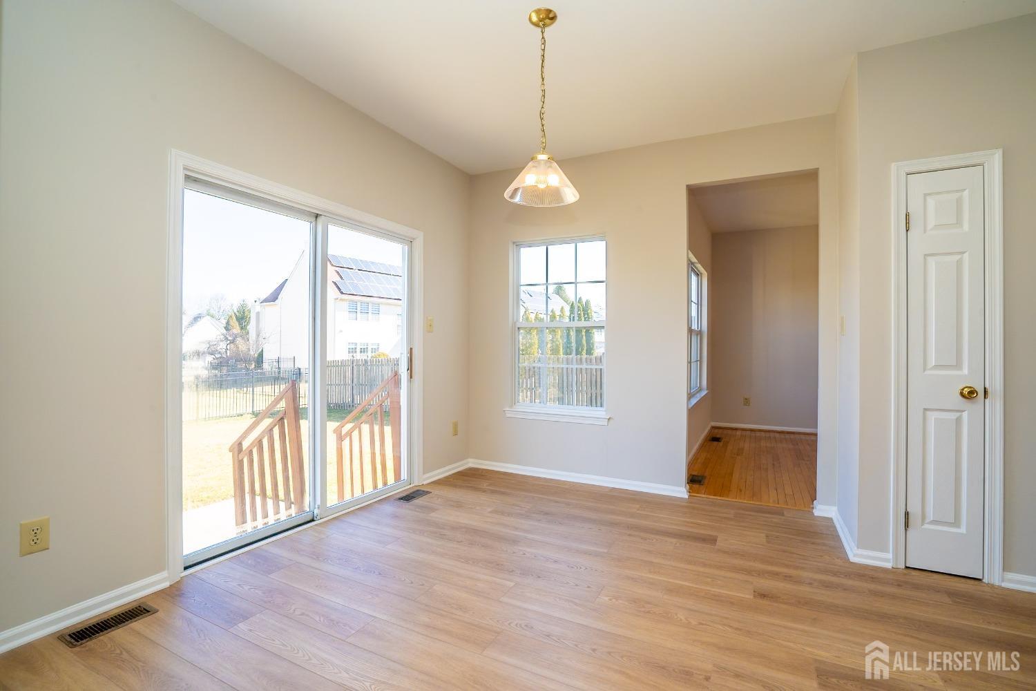 17 Larkspur Drive Dayton, NJ 08810 - Photo 16 of 43