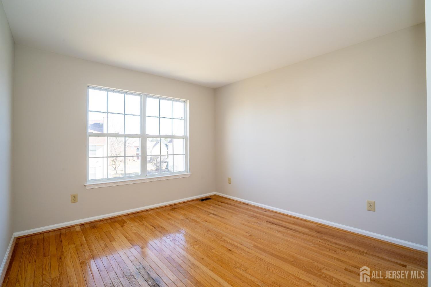 17 Larkspur Drive Dayton, NJ 08810 - Photo 27 of 43