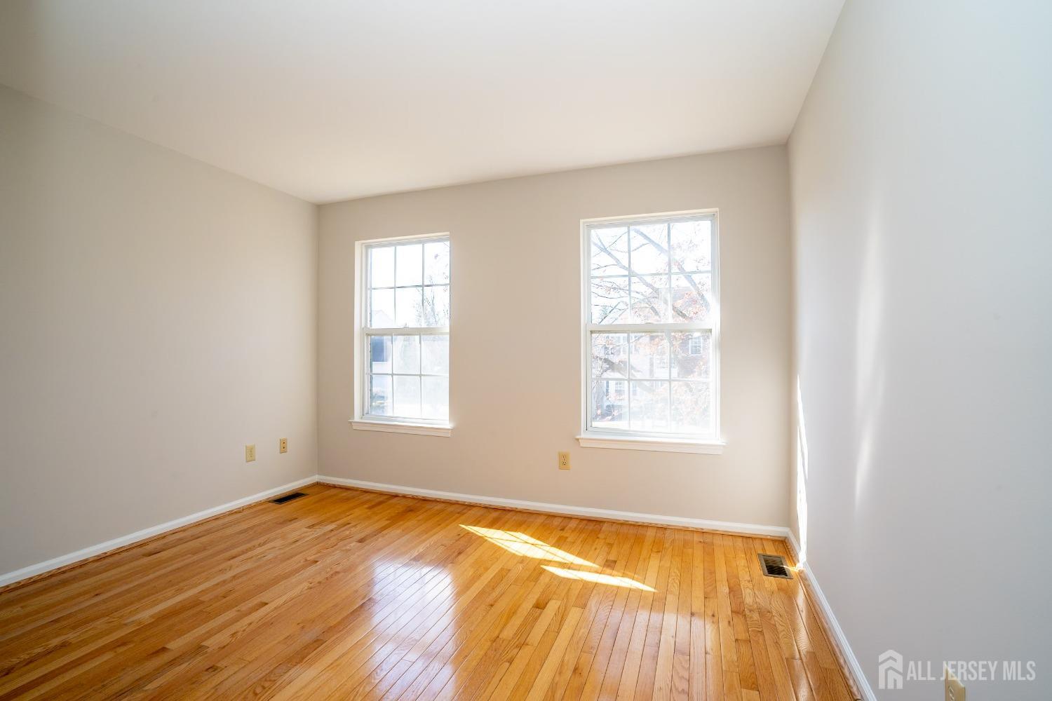 17 Larkspur Drive Dayton, NJ 08810 - Photo 29 of 43