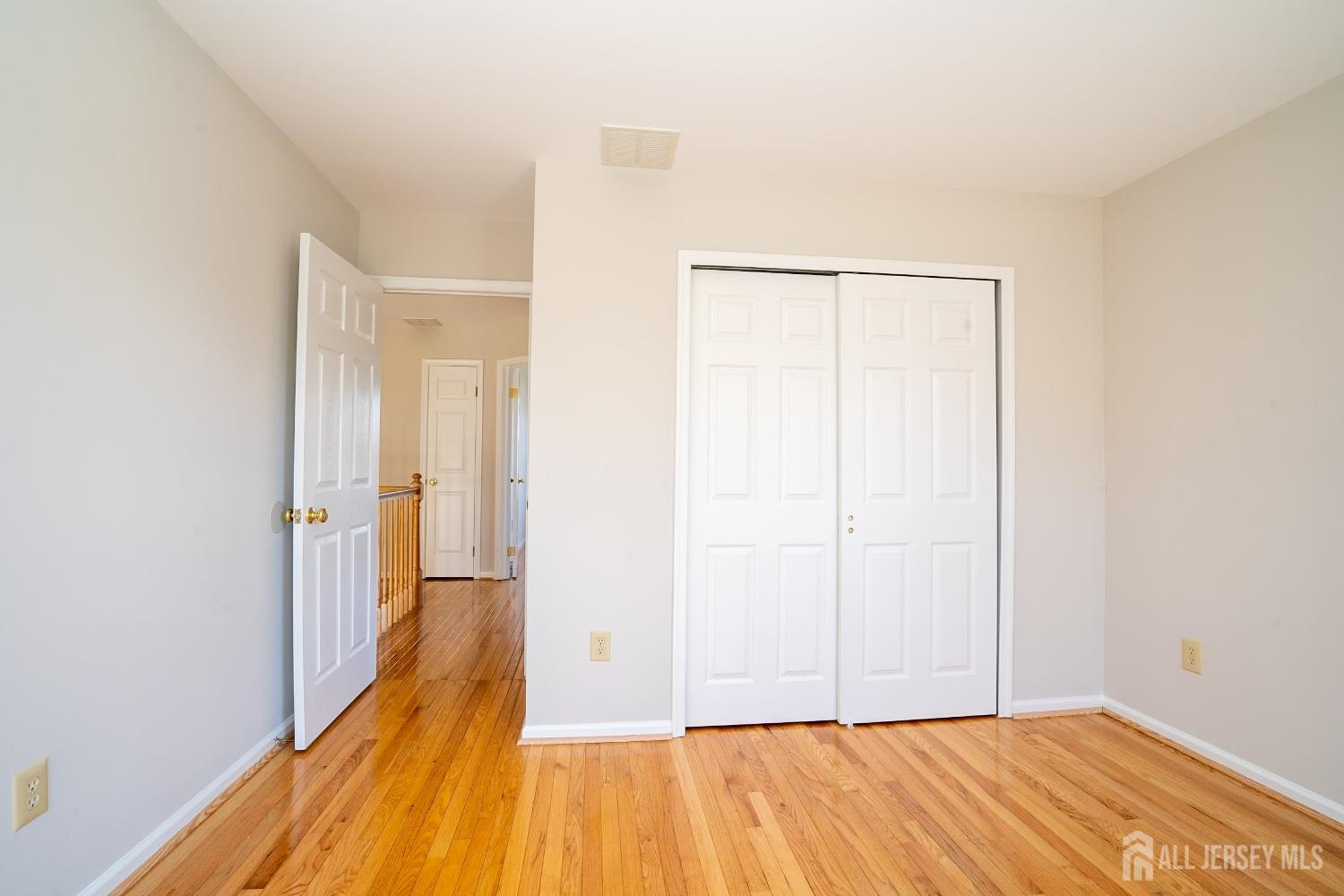 17 Larkspur Drive Dayton, NJ 08810 - Photo 30 of 43