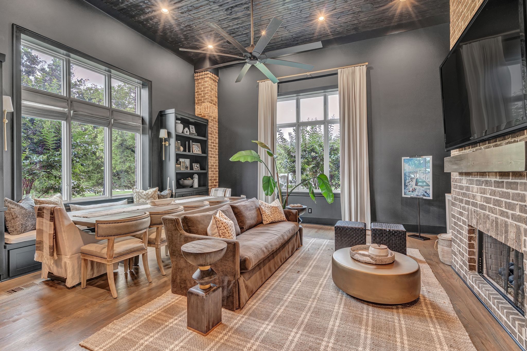 6029 Sedberry Road Nashville, TN 37205 - Photo 20 of 68 a living room with furniture and a large window