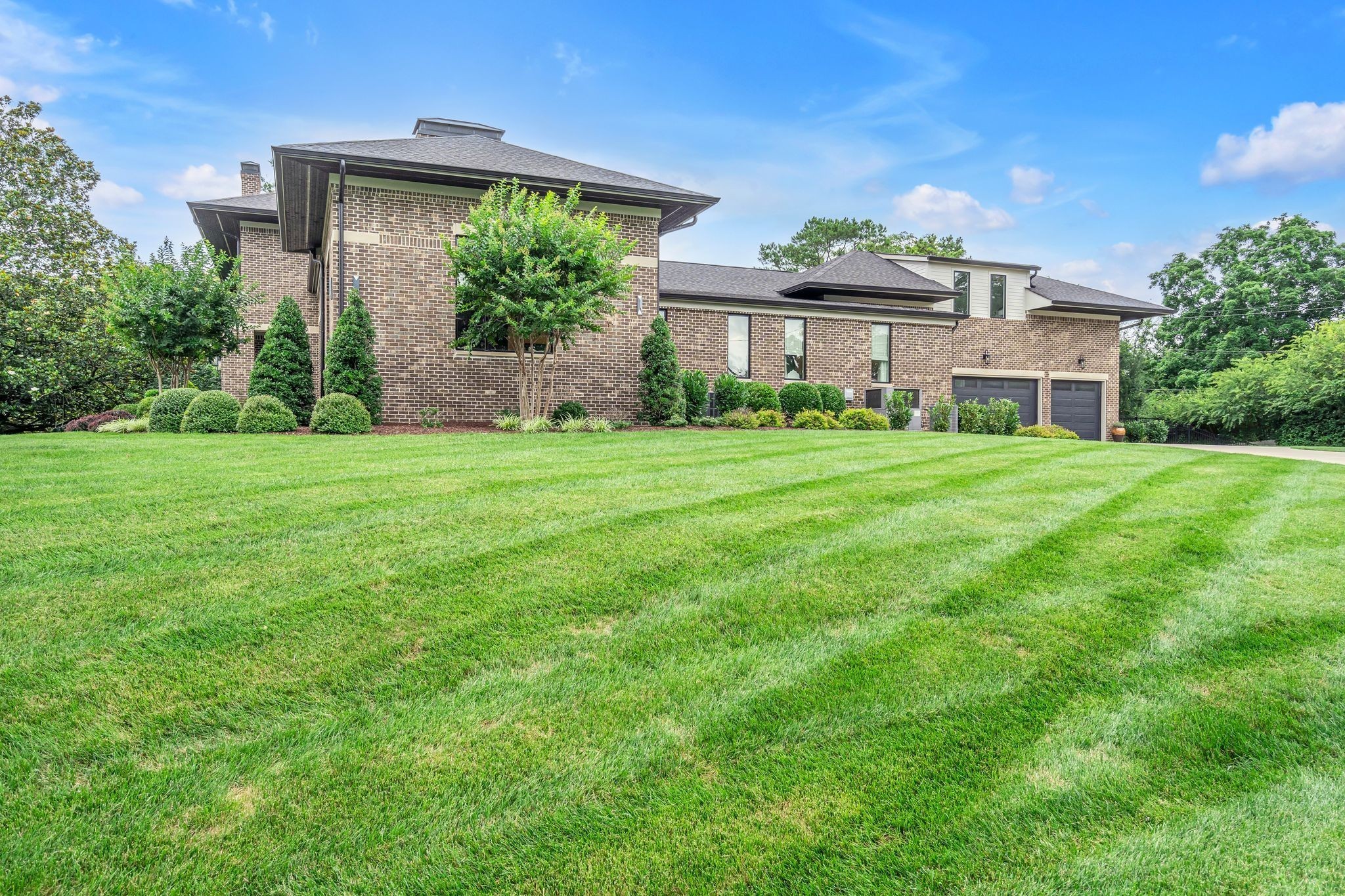 6029 Sedberry Road Nashville, TN 37205 - Photo 61 of 68 a front view of a house with a yard