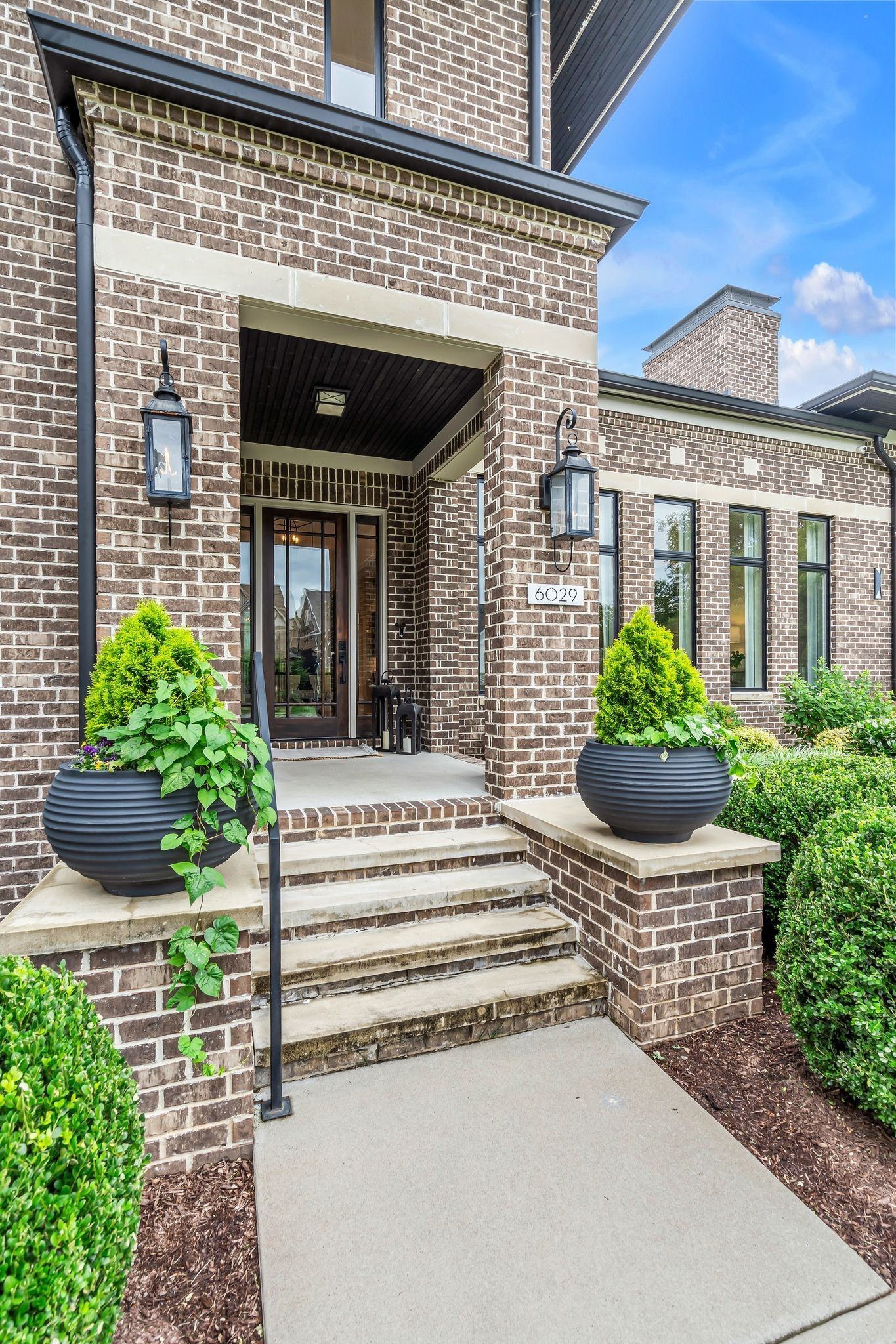 6029 Sedberry Road Nashville, TN 37205 - Photo 8 of 68