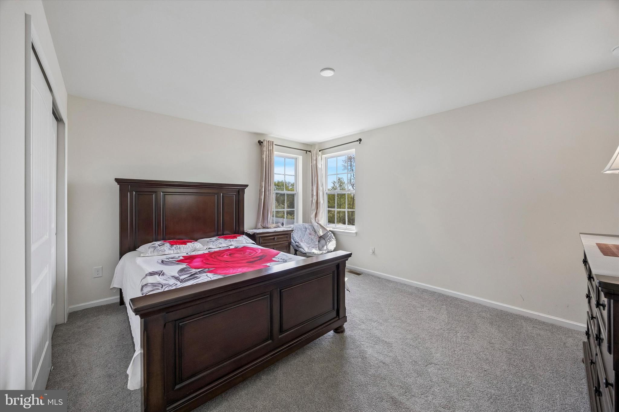 43 Cayuga Way Sicklerville, NJ 08081 - Photo 23 of 38 3rd Bedroom