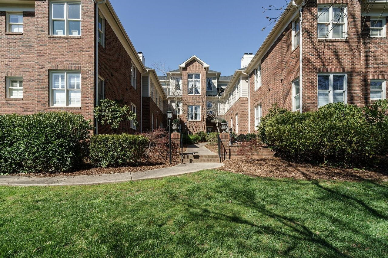 100 Edenburgh Road, Unit 303 Raleigh, NC 27608 - Photo 1 of 28 Photo 1