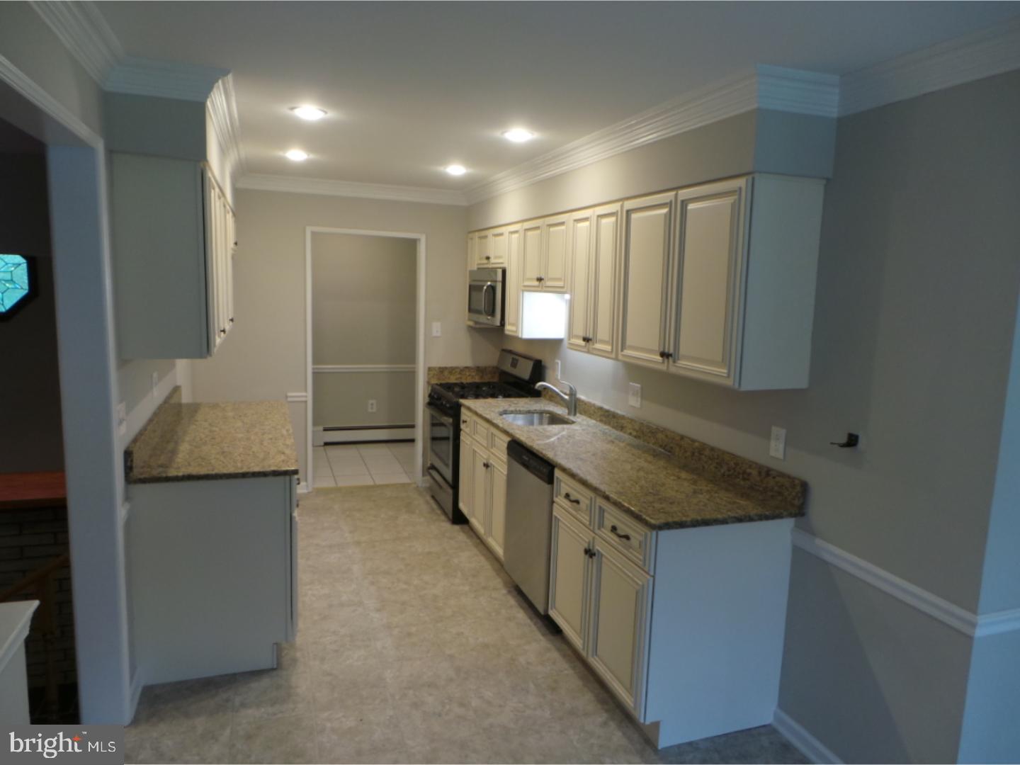 13 Ridgeway Lane Southampton, NJ 08088 - Photo 23 of 25