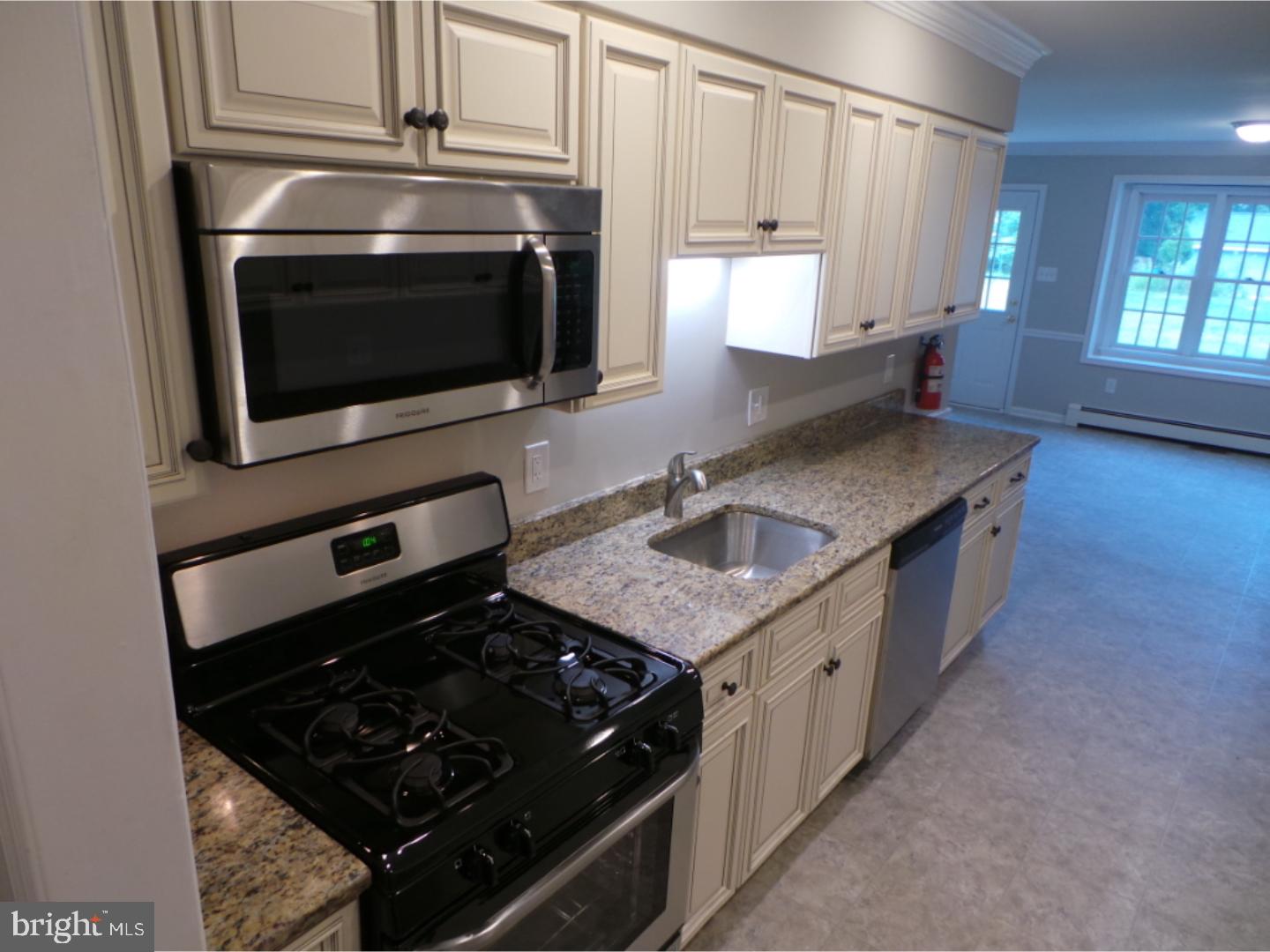 13 Ridgeway Lane Southampton, NJ 08088 - Photo 24 of 25