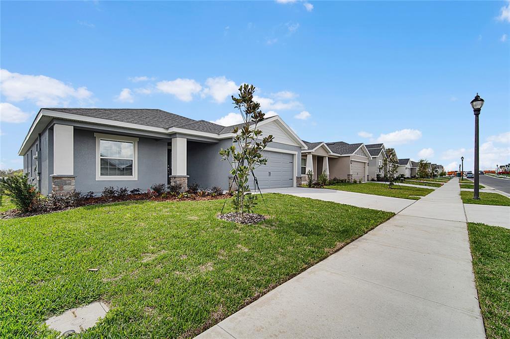 1620 Astrid Road Davenport, FL 33837 - Photo 5 of 39