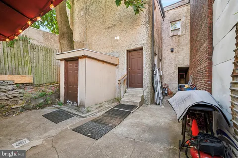 $310,000 | 2241 North 8th Street, Philadelphia, PA 19133