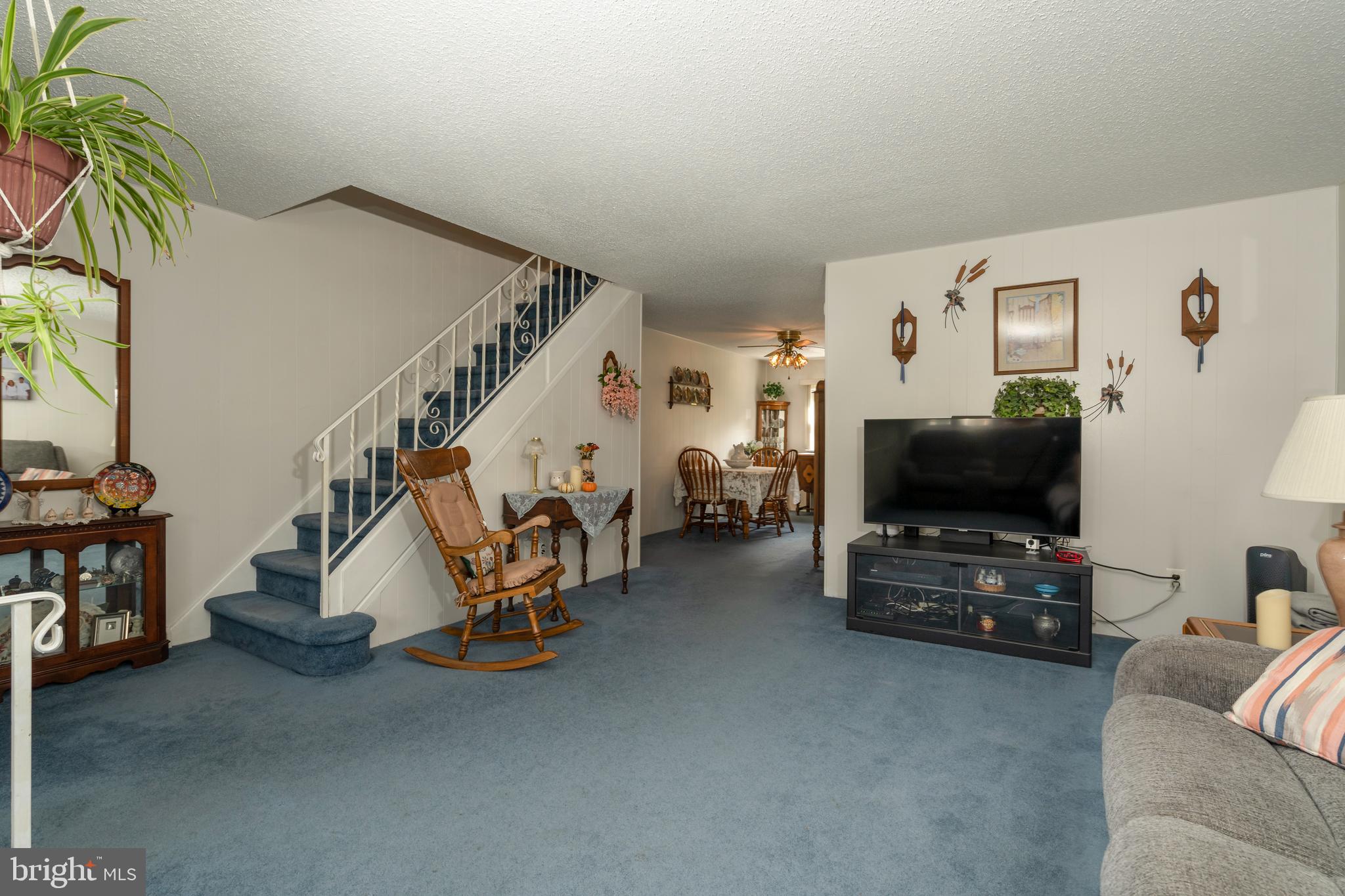 11927 Millbrook Road Philadelphia, PA 19154 - Photo 15 of 43