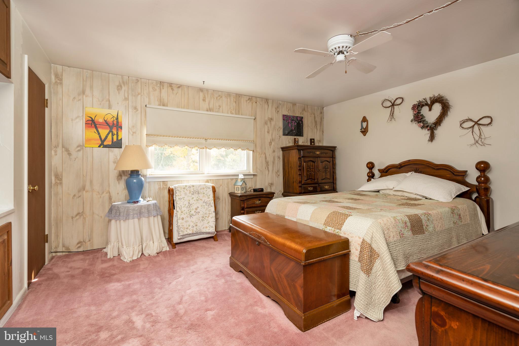 11927 Millbrook Road Philadelphia, PA 19154 - Photo 17 of 43