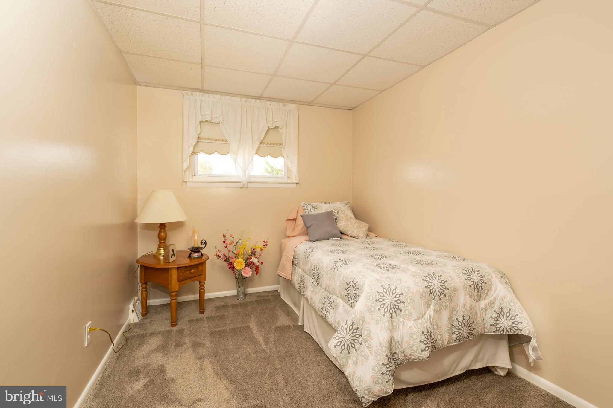 11927 Millbrook Road Philadelphia, PA 19154 - Photo 20 of 43