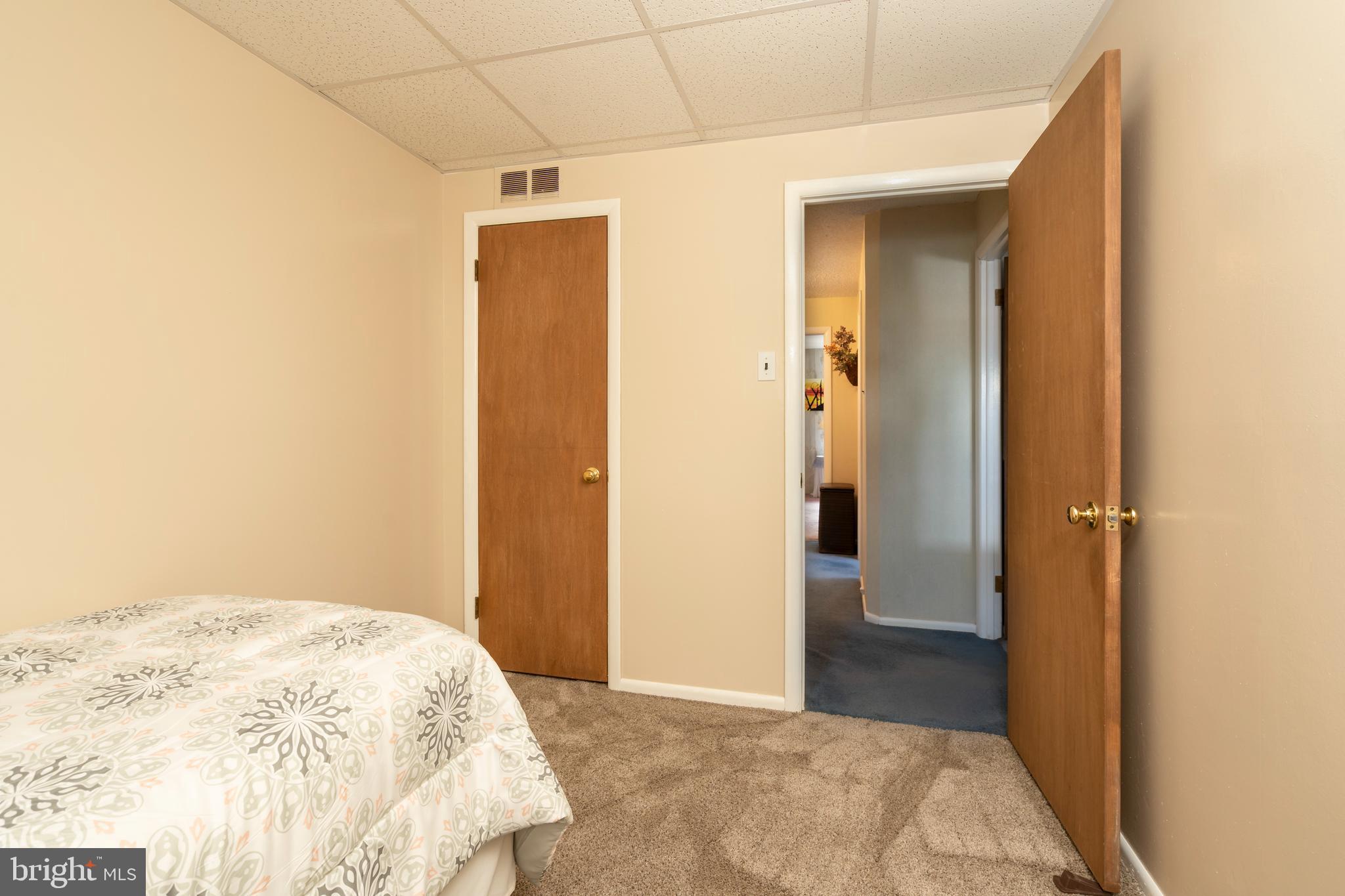 11927 Millbrook Road Philadelphia, PA 19154 - Photo 21 of 43