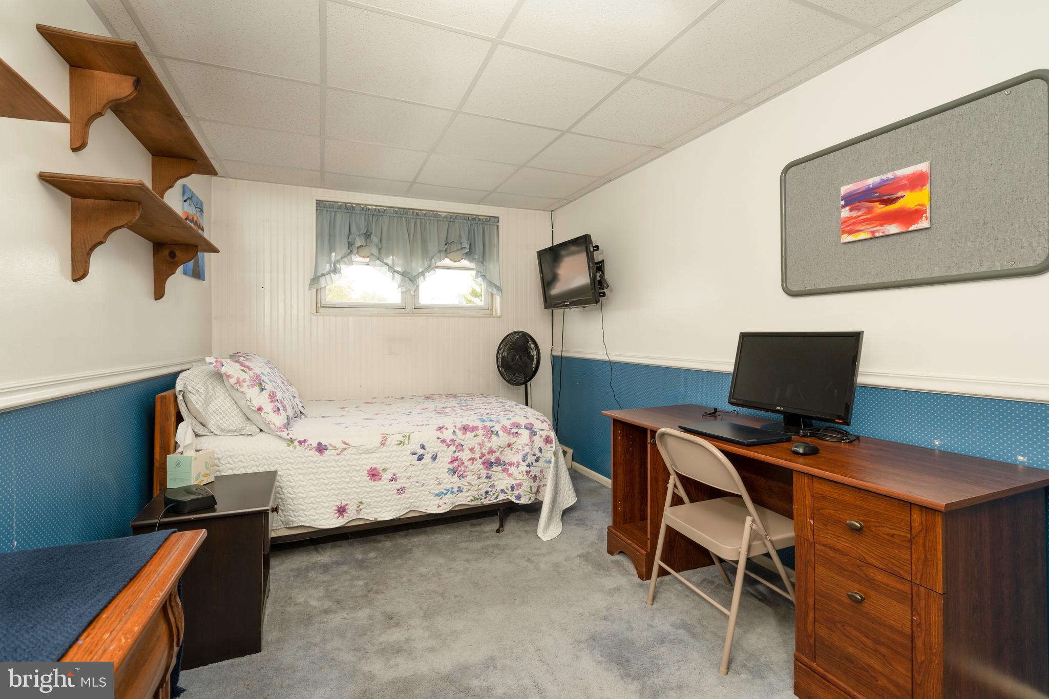 11927 Millbrook Road Philadelphia, PA 19154 - Photo 23 of 43